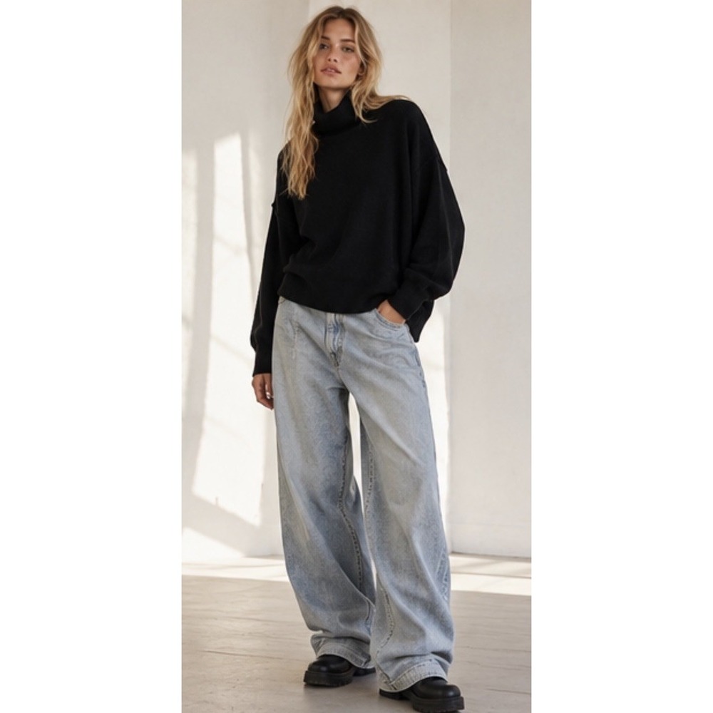 Free People 100% Cashmere Turtleneck Sweater M Black Oversized Slouchy Luxury